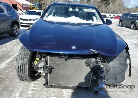 2017 Mercedes-Benz Glc 300 4Matic z USA, uszkodzony, nr VIN WDC0G4KB9HF118357